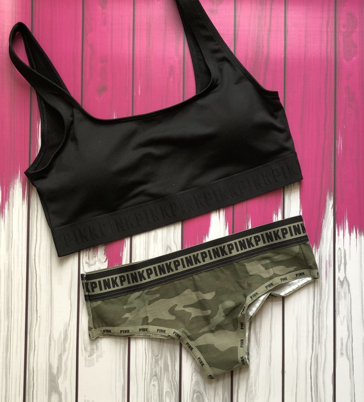 Топ Victoria's Secret с резинкой